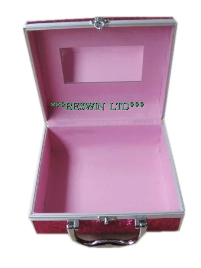 Beauty case — view 2